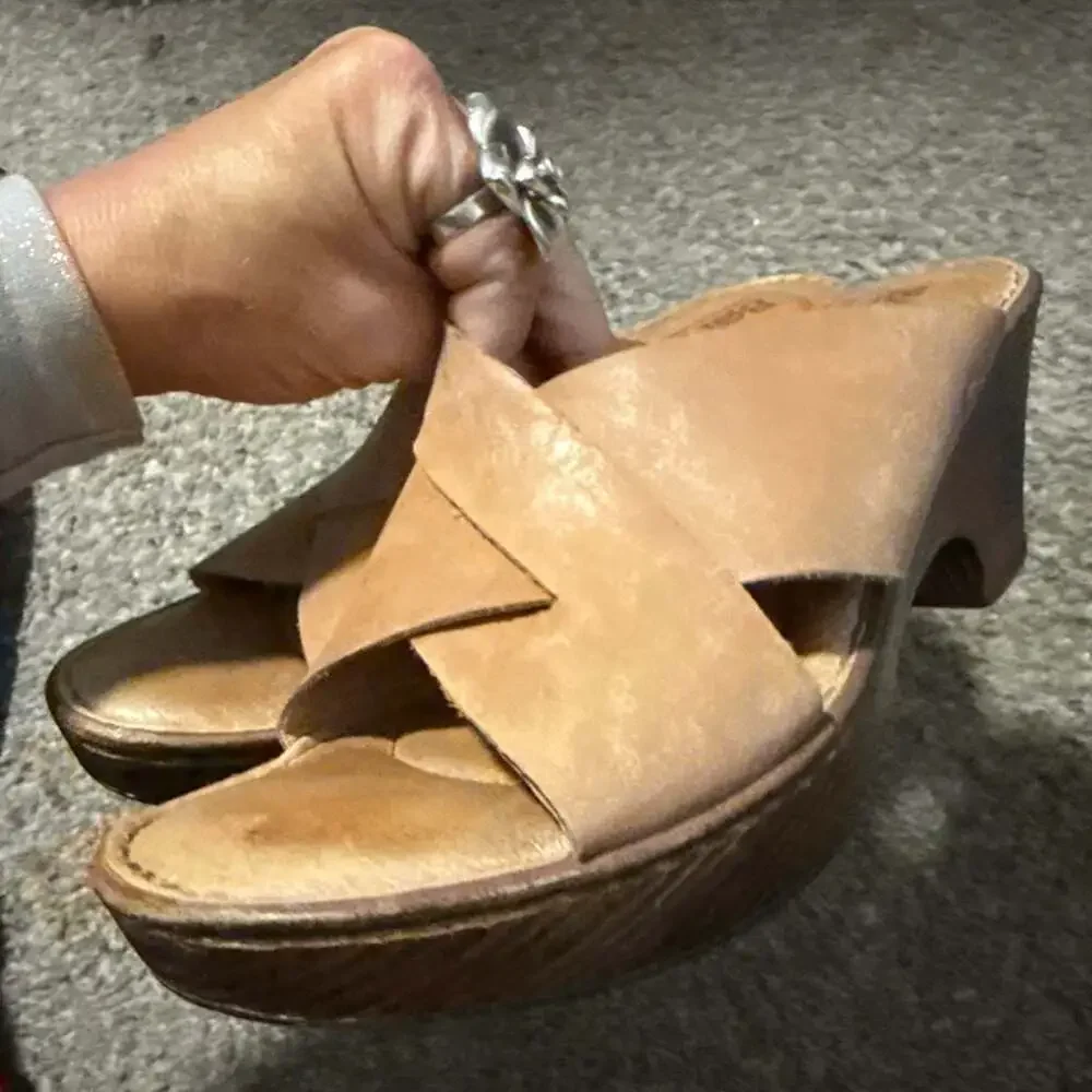 Born Women's Brown Leather Criss Cross Wedge Heel Slide Sandals 8